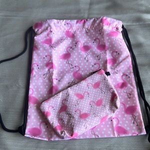 Flamingos 🦩 drawstring backpack and zippered pouch
